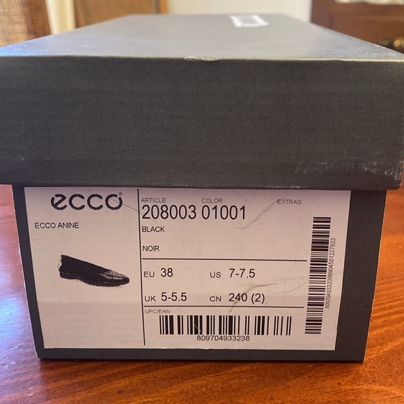 7-7.5 Ecco Anine Women’s Ballet Flats Black Patent Leather - Picture 6 of 6